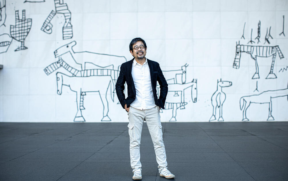 西京人」とその作品 ― 美術家・小沢剛インタビュー前編 | MIMOCA